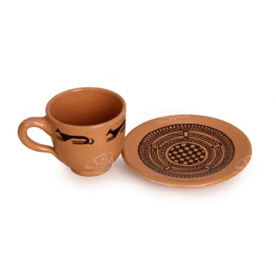 فنجان و نعلبکی سفالی‏ نقاشی زیر لعابی‏ قهوه ای روشن‏ طرح ‏روباه‏ 